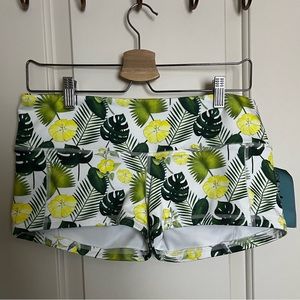 NWT Fleo AXA shorts